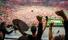 米兰体育官网-德国足球盛事尽在眼前，列日对阵勒沃库森的简单介绍