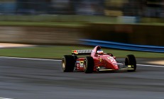 ac米兰官网-冰火对决，吉林队压哨绝杀凯尔特人，霍勒迪化身关键先生震撼篮坛