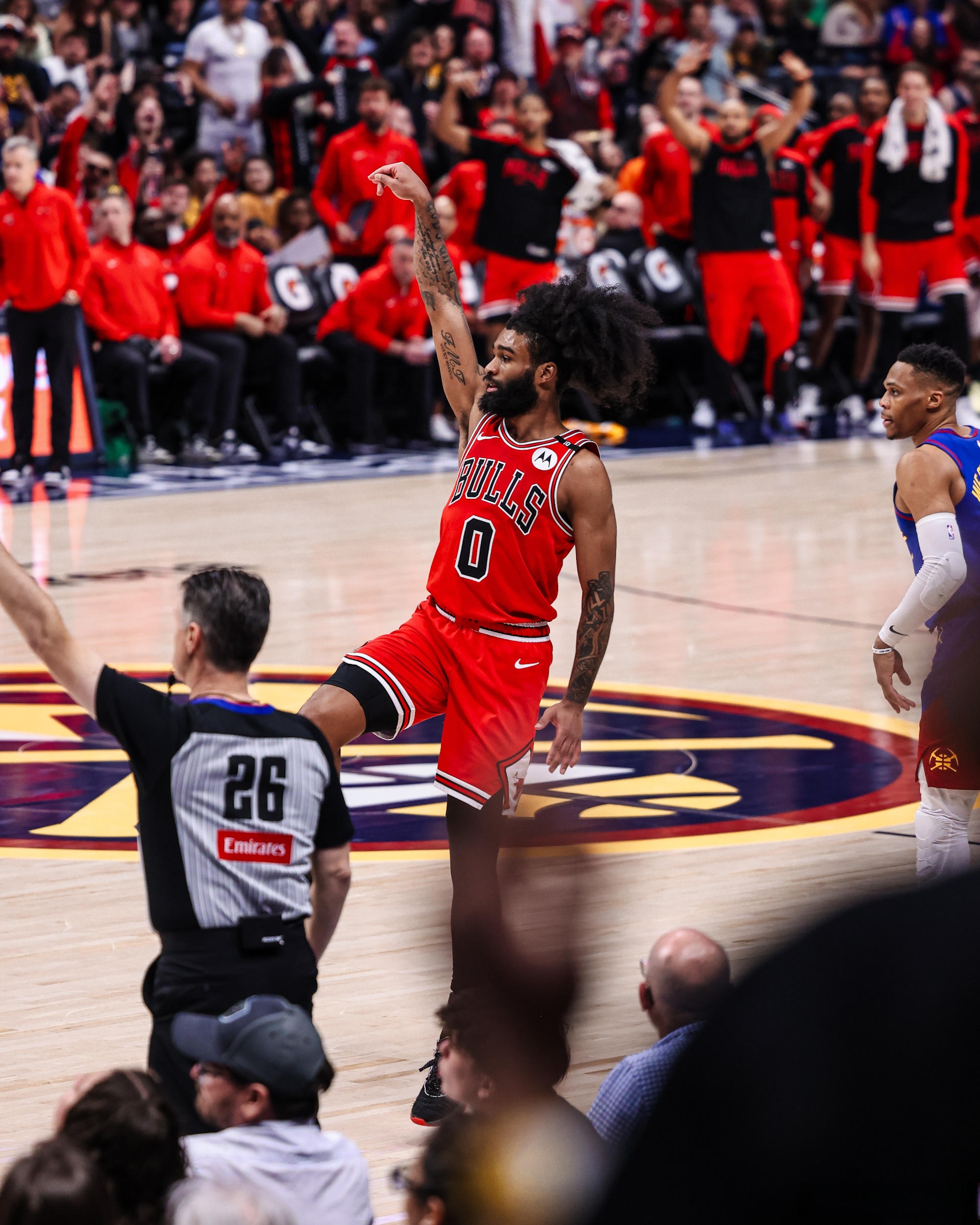 包含76人擒下公牛,继续领跑东部榜首的词条 包含76人擒下公牛,继续领跑东部榜首的词条