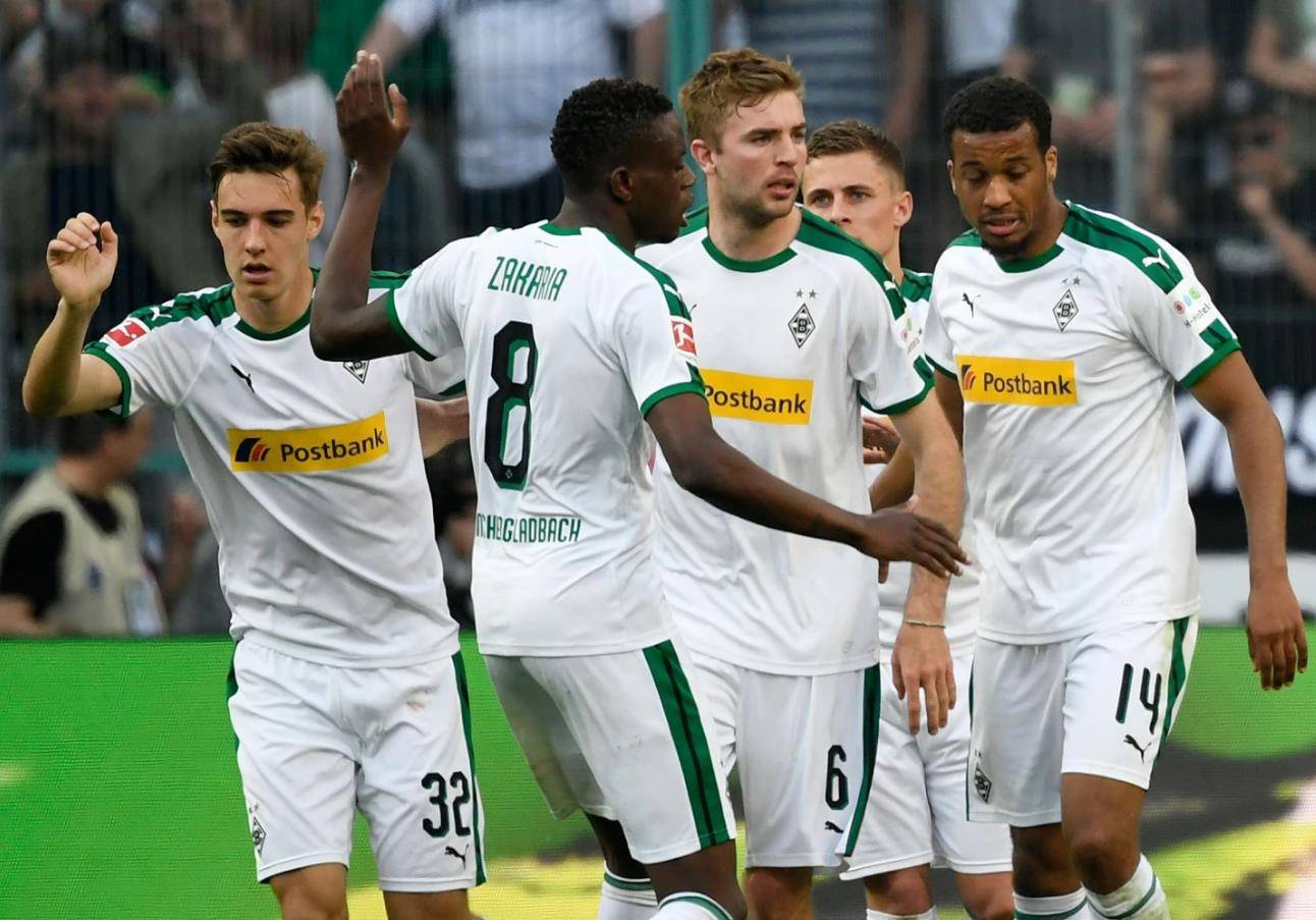 关于柏林赫塔在主场大获全胜，士气高昂的信息