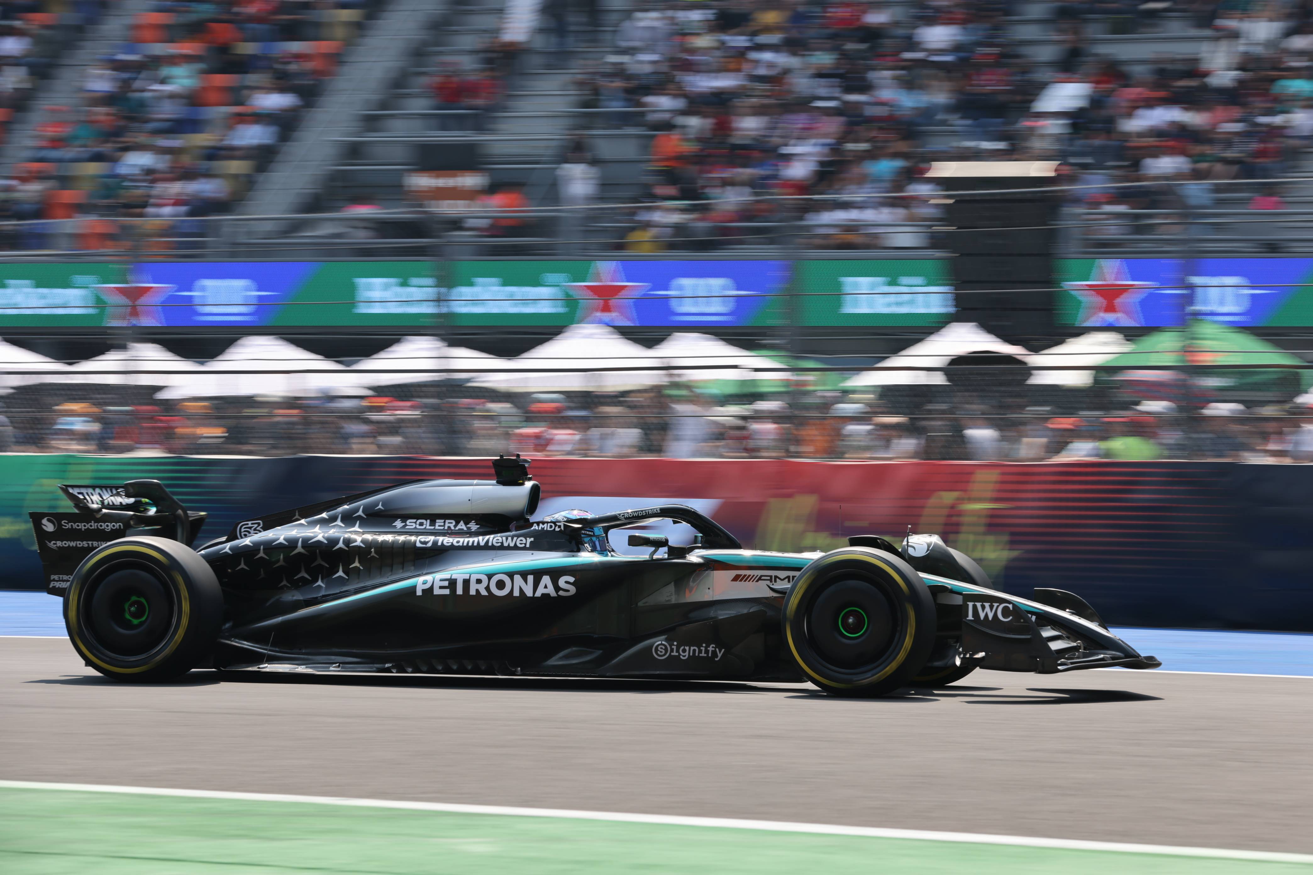 威廉姆斯碾压红牛车队，勒克莱尔带队取胜的简单介绍