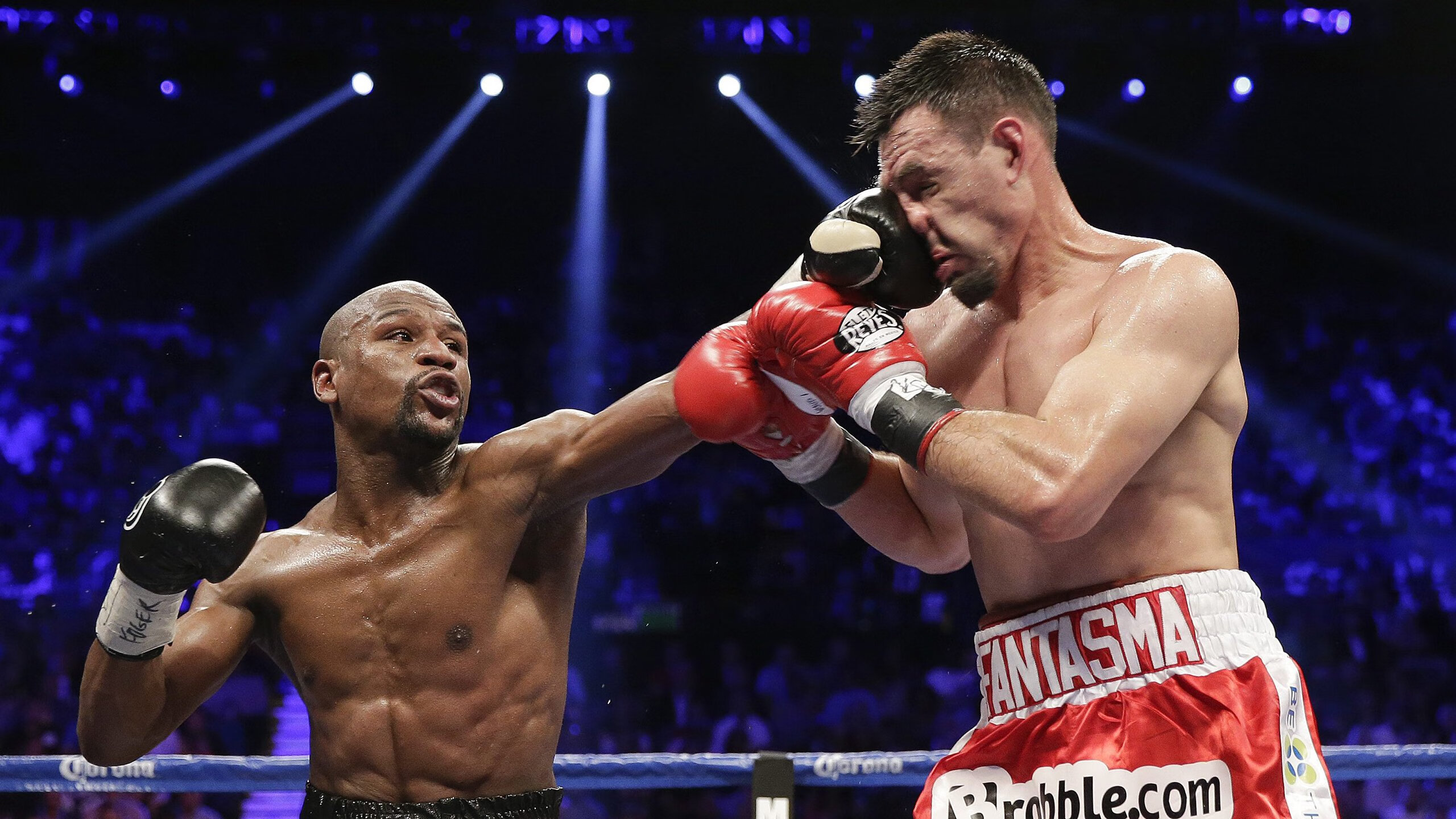 穆勒一锤定音,AC米兰连续得分压制马德里竞技,展现欧冠赛场新秩序