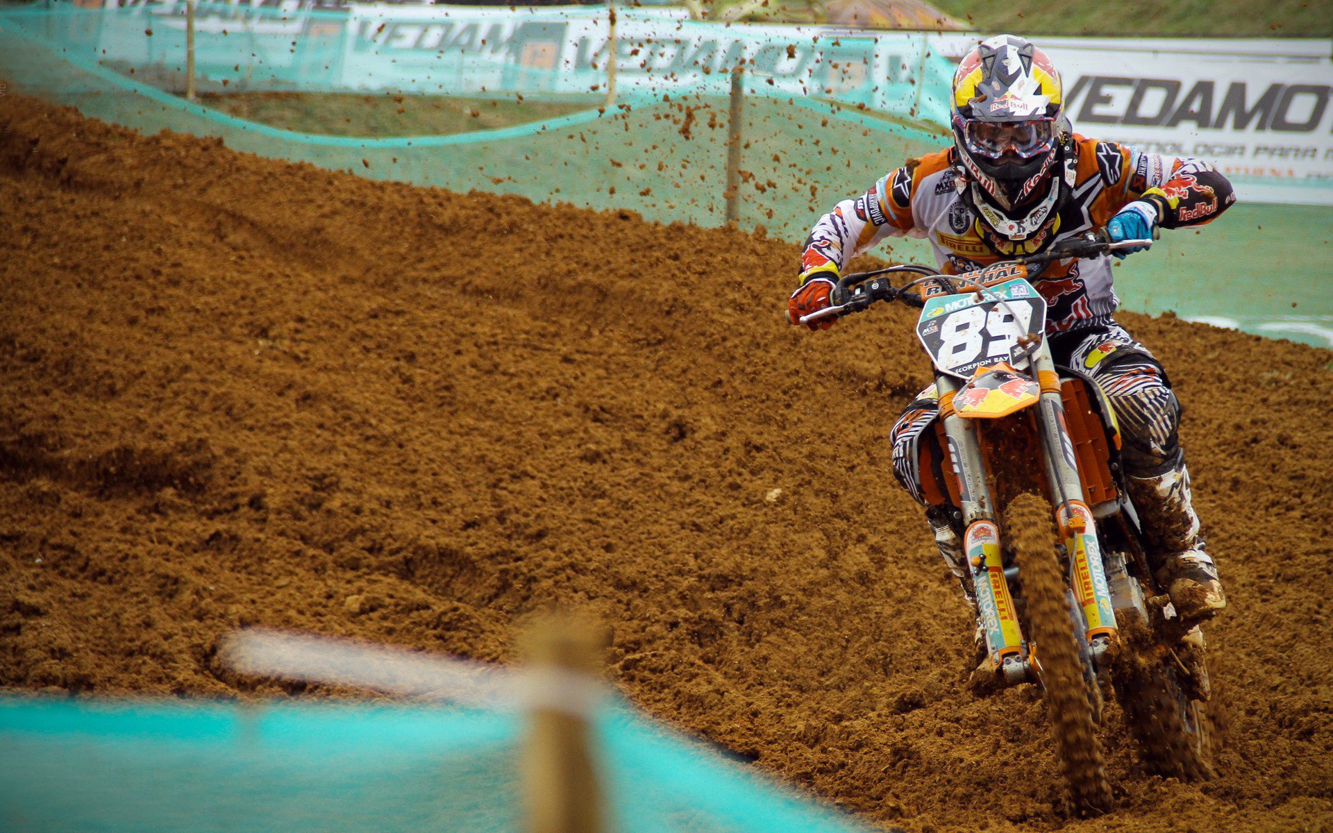 从红土到硬地，蒂姆的戴维斯杯制胜分，一场超越法网的险胜